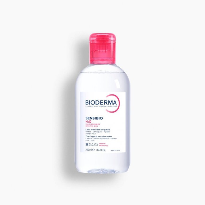 7B1597037D_7B7D_7B28703A7D.jpg Bioderm Sensibio H2O Água Micelar 250 ml - Imagen 1